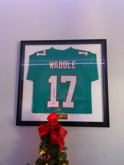 Jaylen Waddle #17 Miami Dolphins Signed Jersey Frame