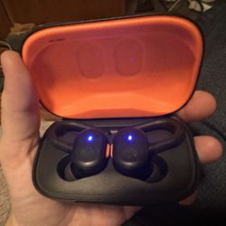 Skull Candy Bluetooth Earbuds 