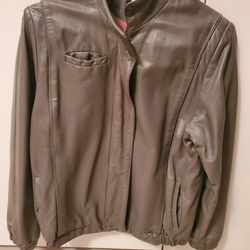 LADIES LEATHER JACKET, SIZE 7/8