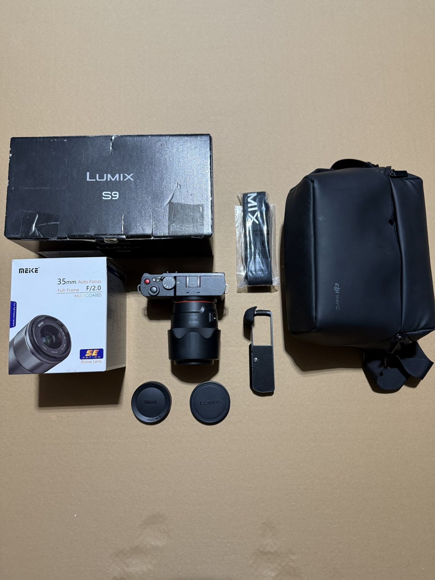 Panasonic lumix S9 + Lens + Extras
