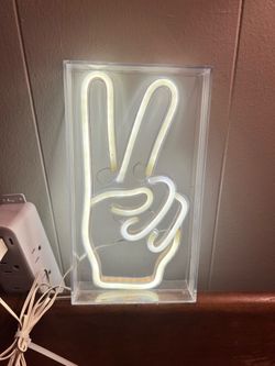 NEON PEACE SIGN LIGHT UP