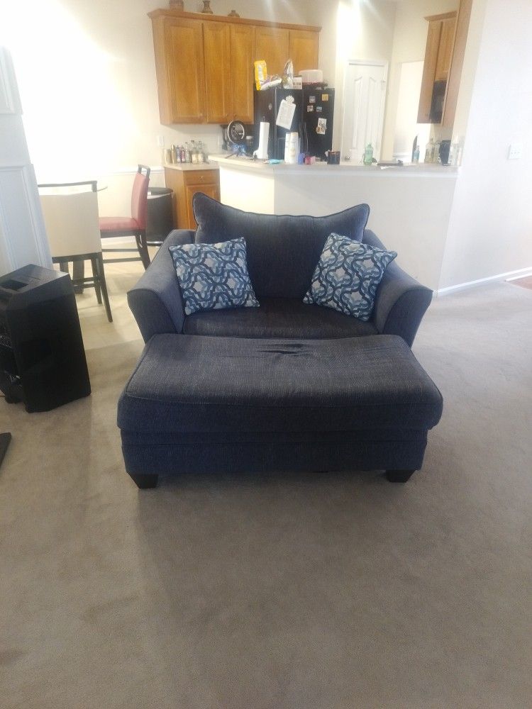 Living Room Set 