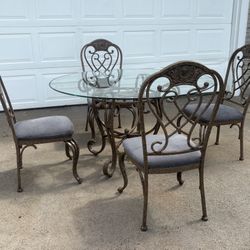  Dining Set 