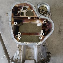 Toyota Camry/ RAV4 upper oil Pan
