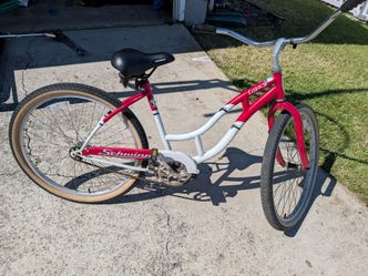Schwinn Legacy cruiser