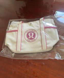 Lululemon multi daily canvas tote bag
