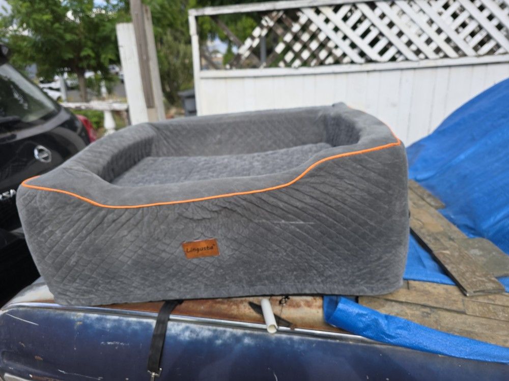 Lingusta Dog Carrier Booster Seat For Car Sz. M