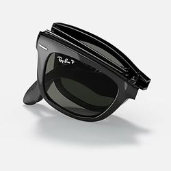 Ray Ban Folding Wayfarer RB4105 Black/Polarized Sunglasses