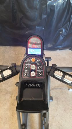 Exercise Machine- Bowflex Max Trainer M5- Negotiable