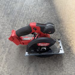 Metal Saw Fuel Milwaukee M18 