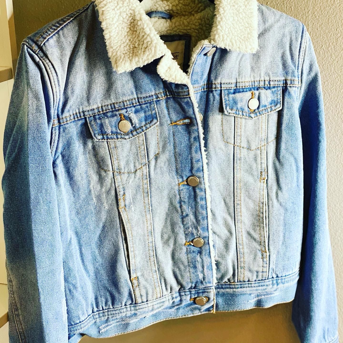 Women’s Sherpa Jean Jacket