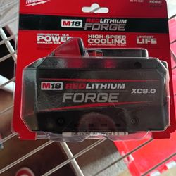 Milwaukee Forge Battery 8Ah.