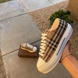 Burberry Designer Shoes