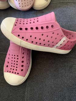 Natives Size 9c