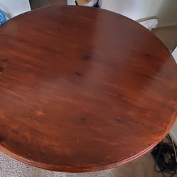 Round Kitchen Table