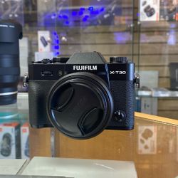 FujiFilm X-T30 III W/ 13-33mm F3.5-6.3