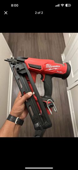 Milwuakee 15g Finish Nailer 