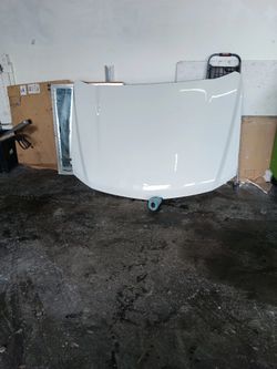 2016 Tahoe Brand  New Gm Hood