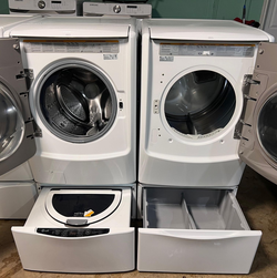 LG Front Load Washer Dryer Set, SmartLaundry