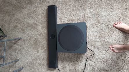 LG S80QY sounds bar with subwoofer