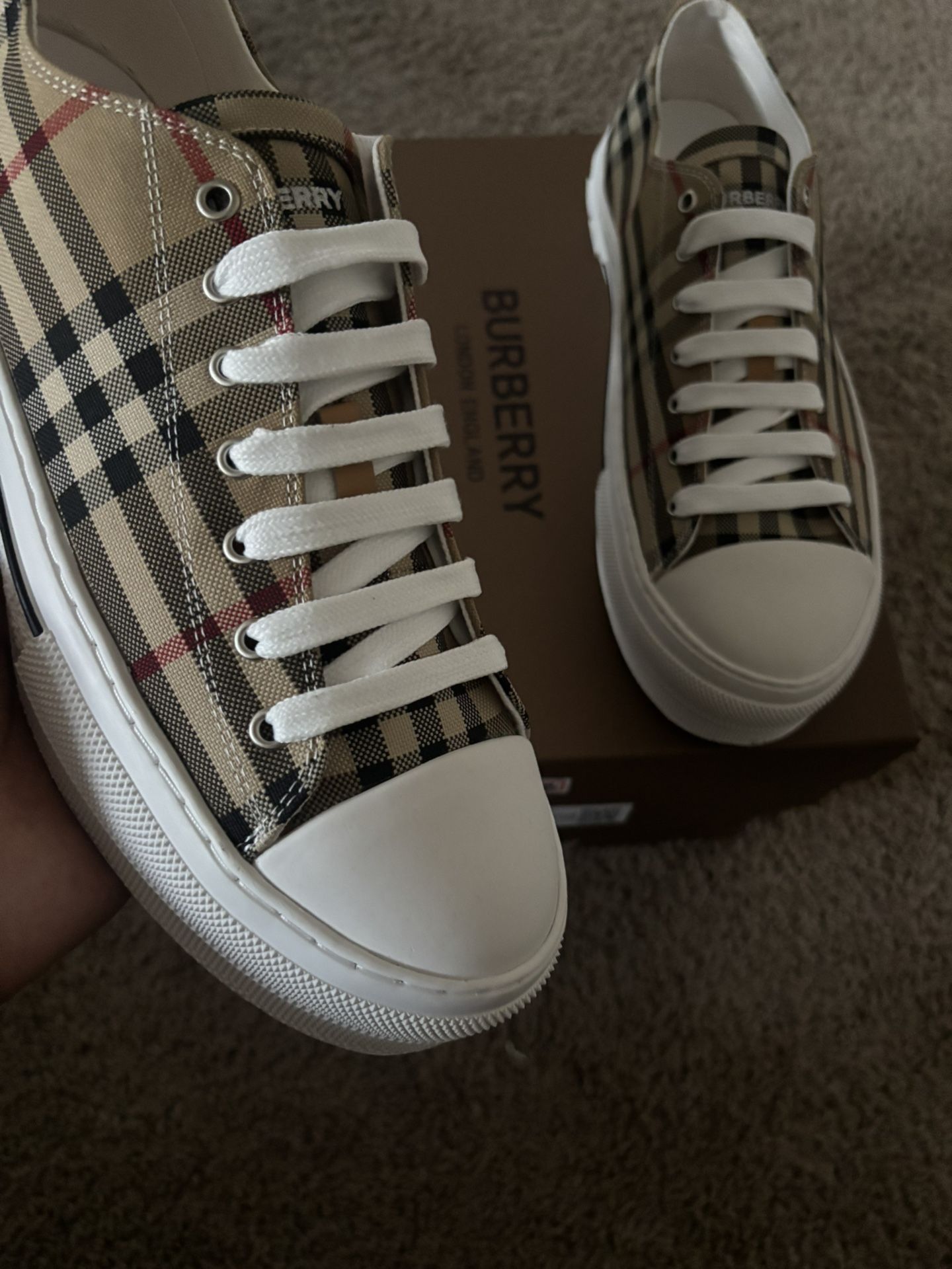 Burberry Shoes In Men