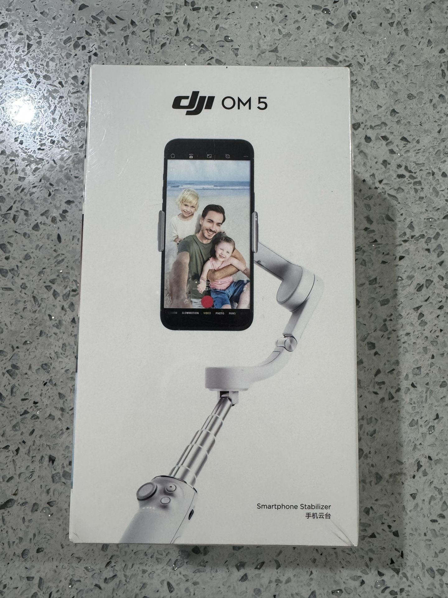 DJI OM 5 Smartphone Gimbal Stabilizer