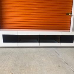 Nice Modern TV Stand