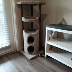 Cat Tower 