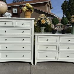 Bassett White Solid Wood Dresser Chest of Drawers Furniture Set Great Condition 