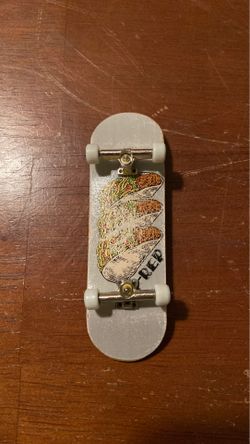 P-REP Fingerboard with Berlin wood foam grip tape and Bollie trucks