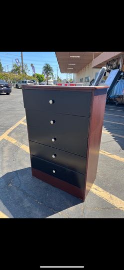 5 Drawer Dresser