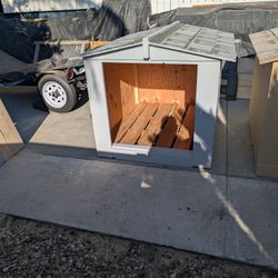 2x Large Dog House Shingle Roof Lifted From The Ground  Guarantee no Leak