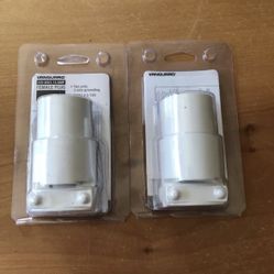 Set Of 2 Vanguard Female Plug Connectors - 125 Volt, 15 Amp, NEW