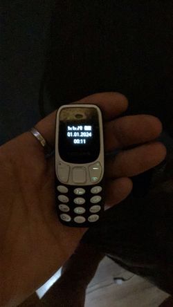 Real Mini Phone w/ dual sim &mini sd card slot