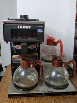 BUNN VP17 Series 12 Cup Pour Over 3 Warmer Coffee Maker