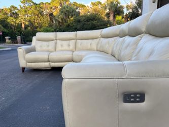 Couch/Sofa Sectional - Recliners - Never Used - Delivery Available 🚛