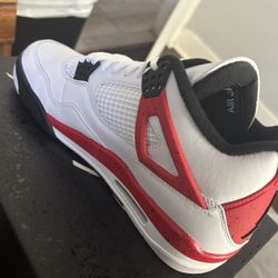 brand new jordan 4’s size 11