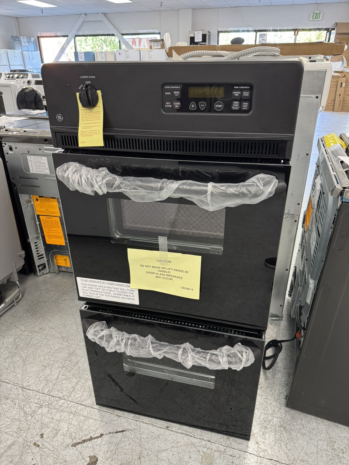 GE 24 in. Double Electric Wall Oven Self-Cleaning in Black