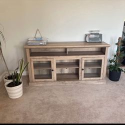 TV STAND 