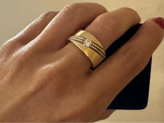18K Gold Diamond Ring