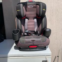 Graco Nautilus 65 Baby Car Seat