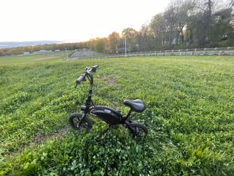 (PRICE DROP take offers) Jetson bolt up, super safe and street legal ebike for teens and kids. Great summer birthday present for fun riding to get you