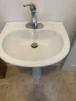 Sink Pedestal With Faucet
