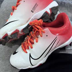 Girls softball cleats
