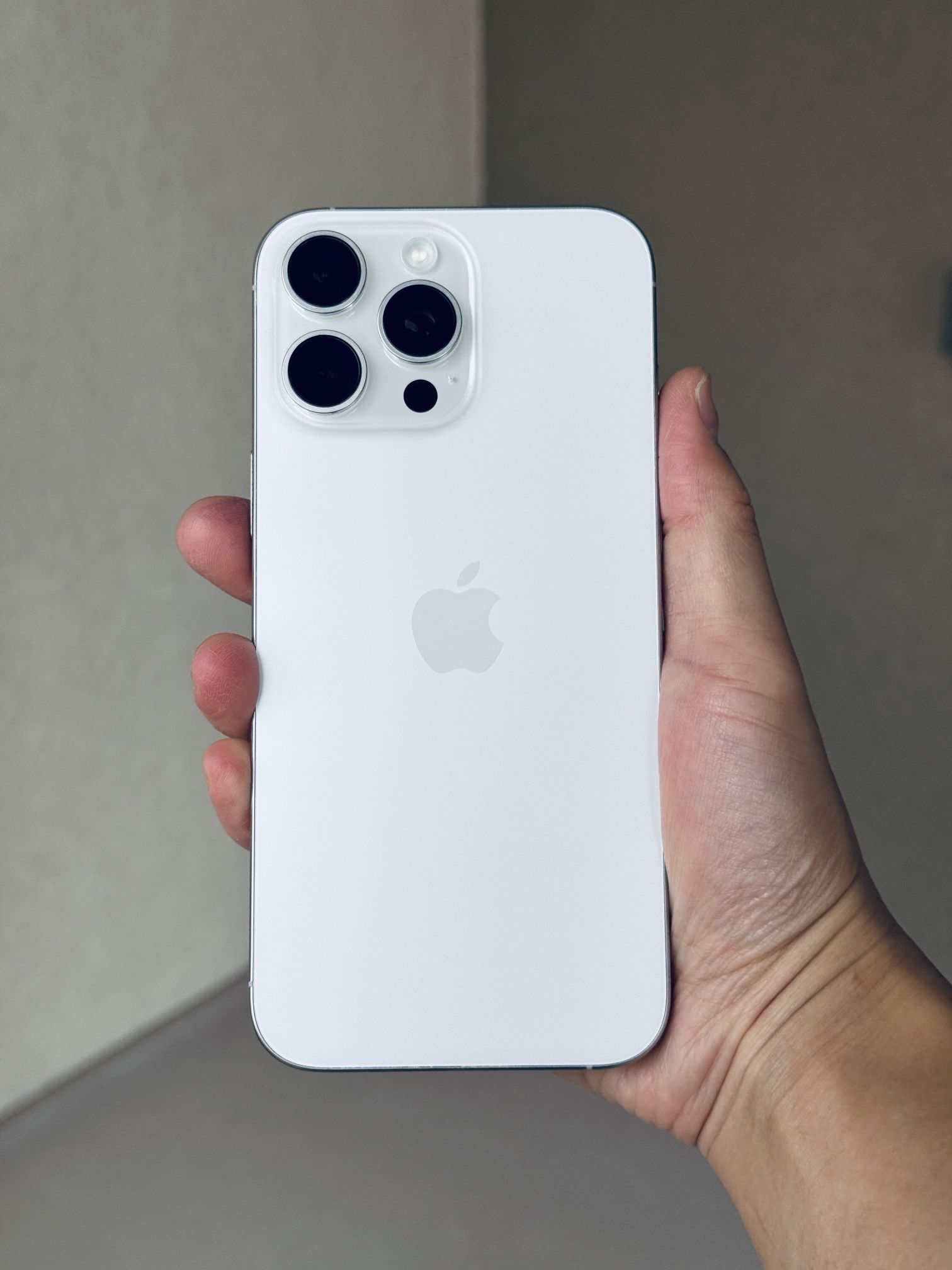 iPhone 16 Pro Max 512GB Unlocked