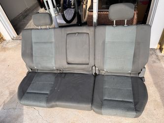 Nissan Titan Seats