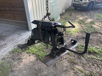 20,000 Load Capacity Fifth Wheel Ram Slider Hitch And Cam Lock Frame