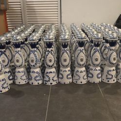 Don Julio 70/ claze azul / Don juliom1942 (empty)