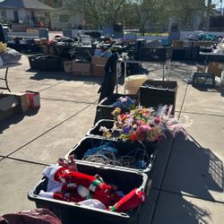  HUGE MULTI-DAY YARD SALE – SOMETHING FOR EVERYONE! 🚨