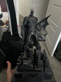 PLAYSTATION 4 BATMAN ARKHAM KNIGHT LIGHT UP STATUE FIGURE LIMITED EDITION